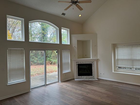 5th image of 1449 Pandoria Ct
