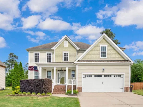 112 Saw Grass Ct, Bunnlevel, NC 28323