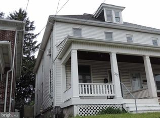 302 S Main St, Red Lion, PA 17356