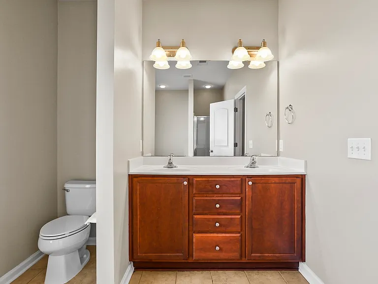 5 Cross Gate Ct — Photo 21