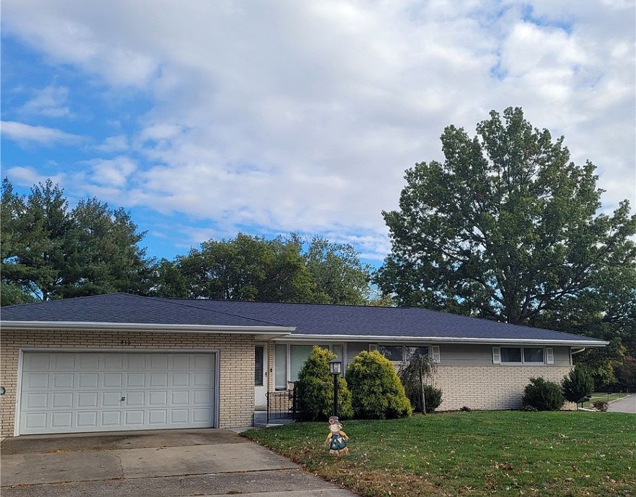 2nd image of 830 Franklin Dr