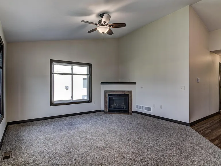 1978 Southridge Ave #1 — Photo 7