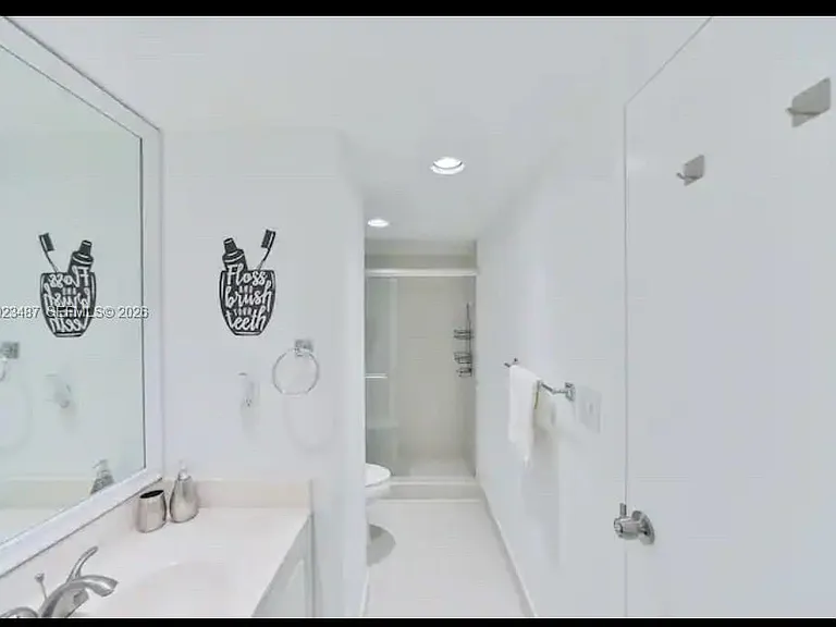 4001 S Ocean Dr #7L — Photo 17