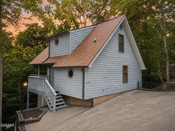 2733 Timber Way, Pigeon Forge, TN 37863