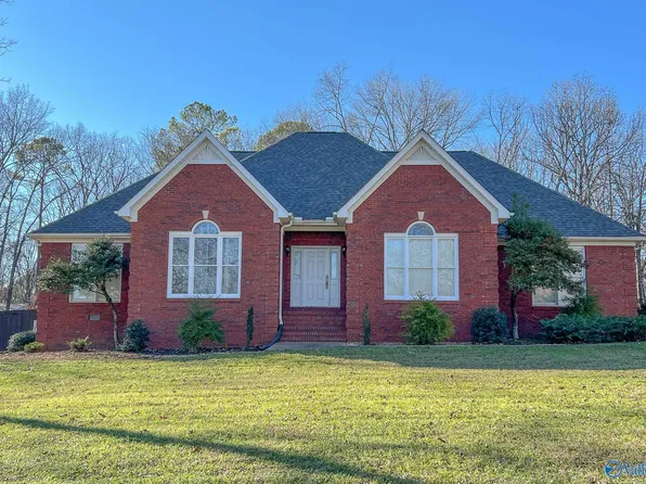 154 Forest Home Dr, Trinity, AL 35673