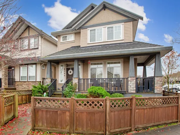 6799 192nd St, Surrey, BC V4N 6A3