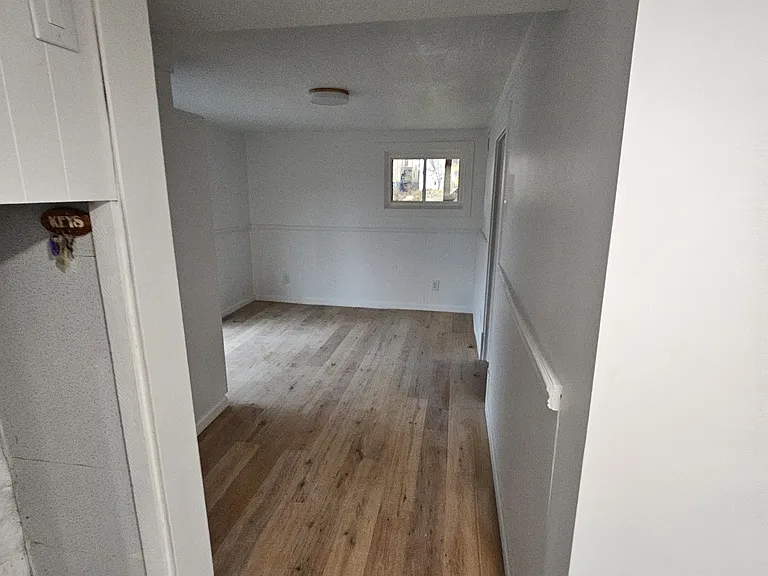 104 Marylea Ave — Photo 14