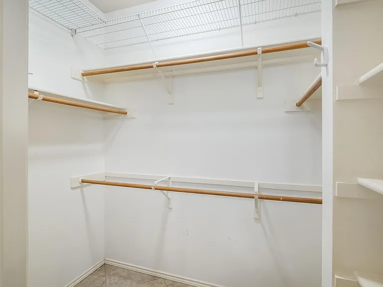 6664 Ruxton Ln — Photo 11