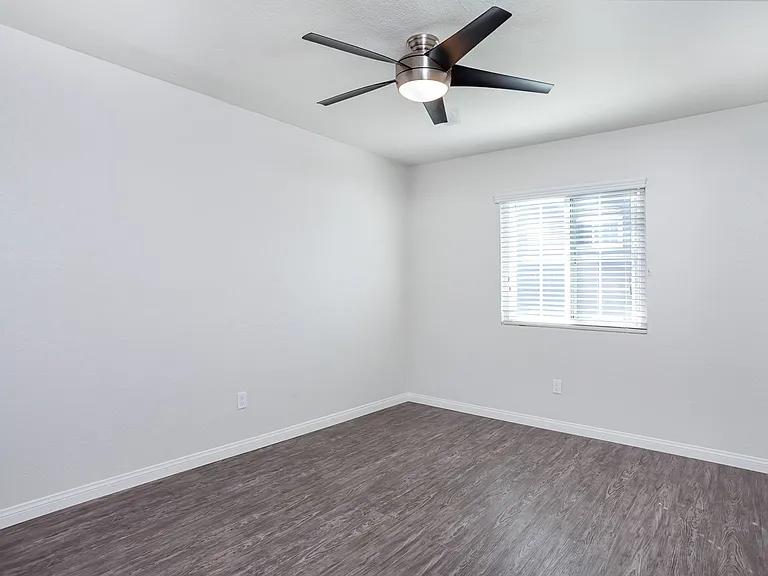 Countrywood Apartments — Photo 30