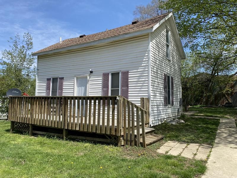 5985 Fox St, Mayville, MI 48744 Zillow