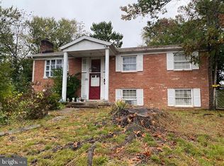 1900 Caroline Ct, Woodbridge, VA 22191