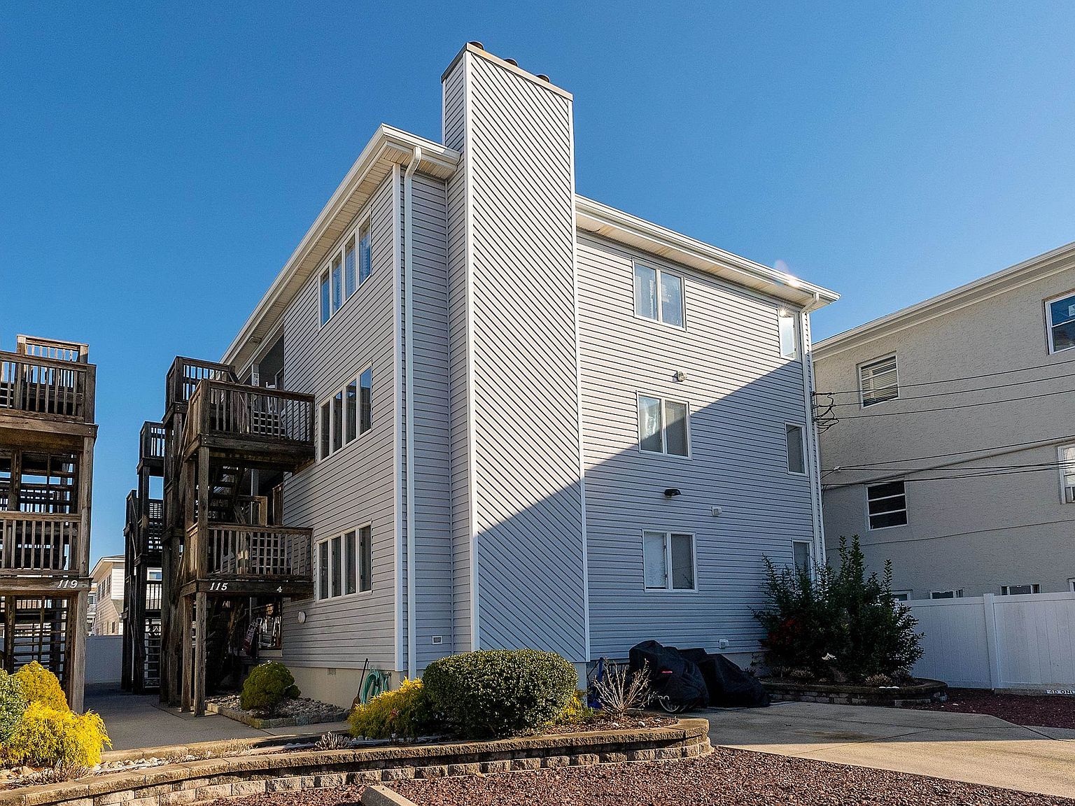 115 40th St APT 4F, Sea Isle City, NJ 08243 Zillow