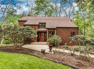 126 Green Forest Dr, Baden, PA