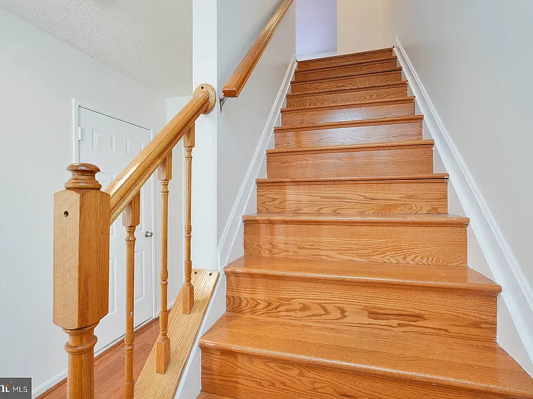 9575 Donnan Castle Ct — Photo 13