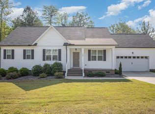 102 Golden Eagle Rdg, Zebulon, NC 27597