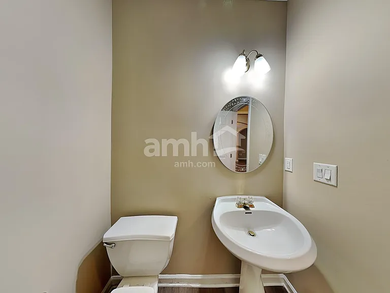 637 Rebecca Ives Dr NW — Photo 11
