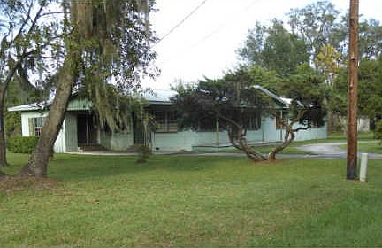 1st image of 513 NE Kingston Ln