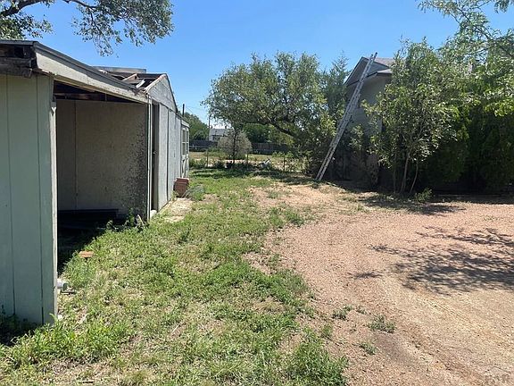 3rd image of 617 Arkansas Ave