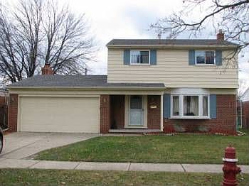 1st image of 32611 Hees St