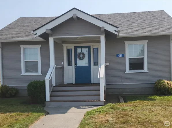 110 & 114 E Hazel Avenue, Burlington, WA 98233