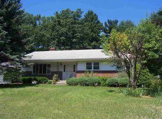 16 Delafield Dr, Albany, NY 12205