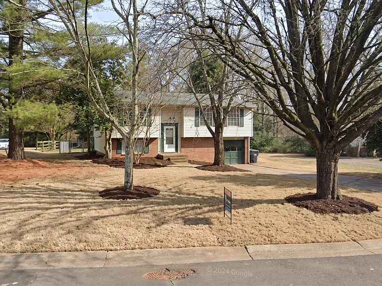 9528 Robert Burns Ct — Photo 14