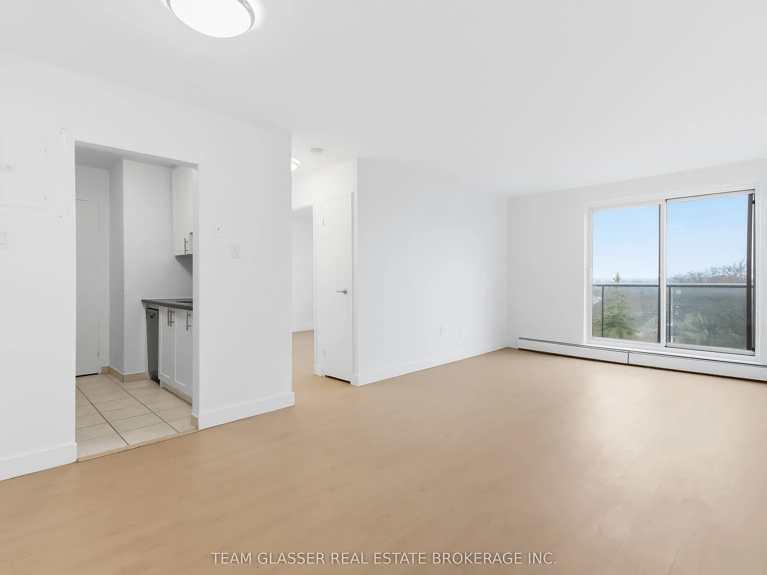 1 bed, $1,368 — Photo 3