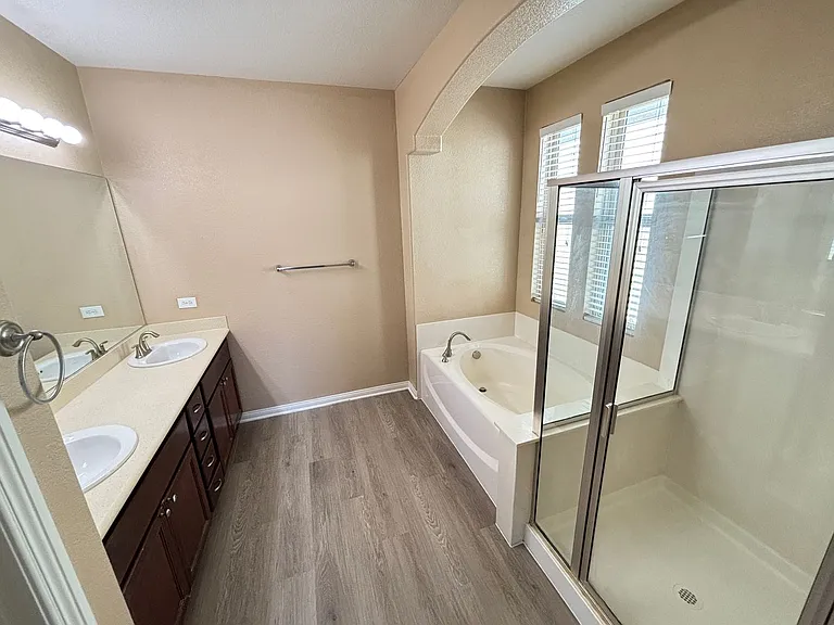 10741 Cather Ave — Photo 22