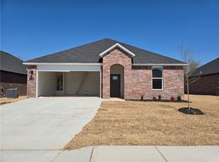 4346 Florentina Ave, Springdale, AR 72764