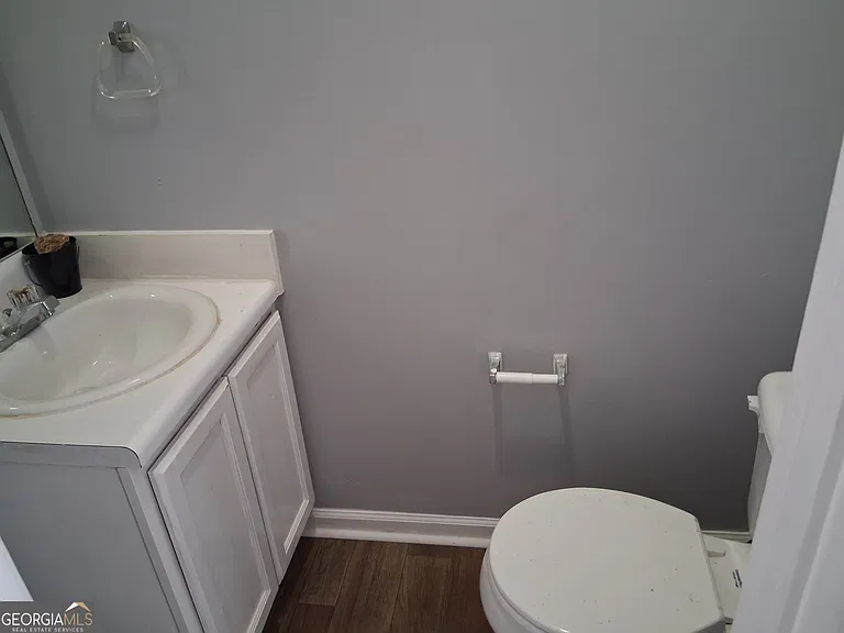 209 E Wilson St #28 — Photo 8