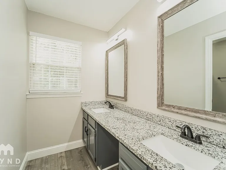 9315 Haywain Ct — Photo 8
