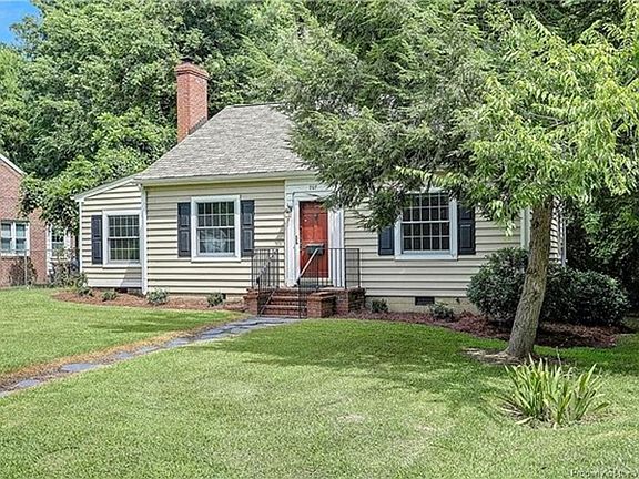 3rd image of 707 Monumental Ave