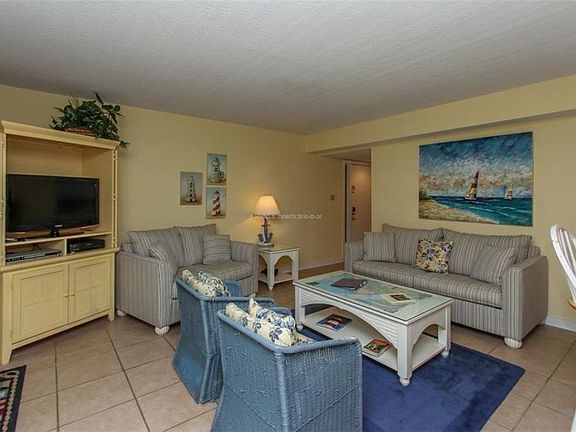 4th image of 262 S Sea Pines Dr #1654