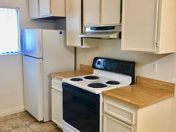 3rd image of 157 E Madison Ave APT G