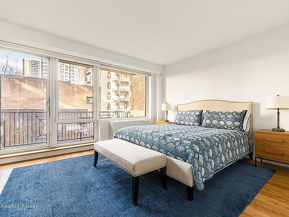 5th image of 732 W End Ave #4THFL