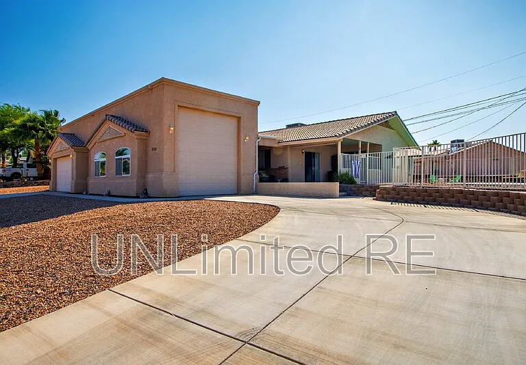 2510 Hacienda Pl — Photo 16