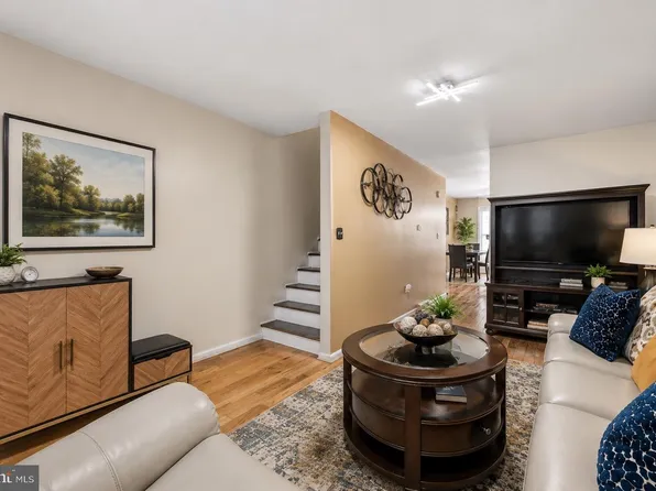 817 Kirkwood St, Wilmington, DE 19801