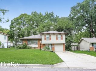 7906 E 92nd St, Kansas City, MO 64138