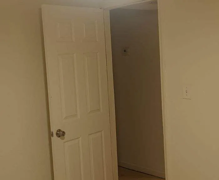 3245 W Jefferson St #2 — Photo 9