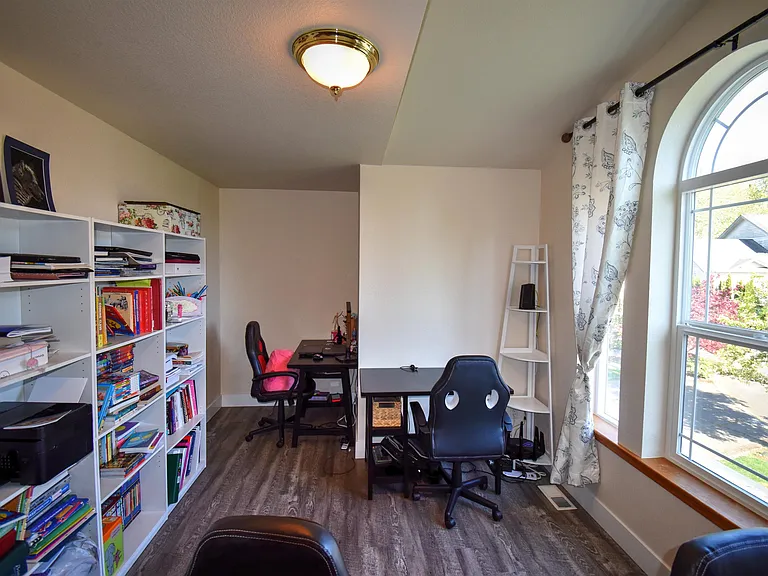 2918 Lohman Ct SE — Photo 28