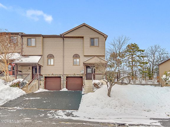 2nd image of 208 Alpine Trail