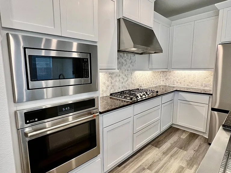 120 Green Knoll Ln — Photo 15