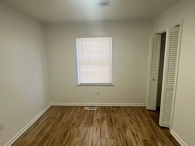 2810 Tavern Rd — Photo 12