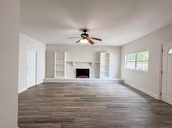 7012 Thurston Rd, Jacksonville, FL 32210