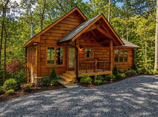 100 Crystal Oliver Ln, Blue Ridge, GA 30513