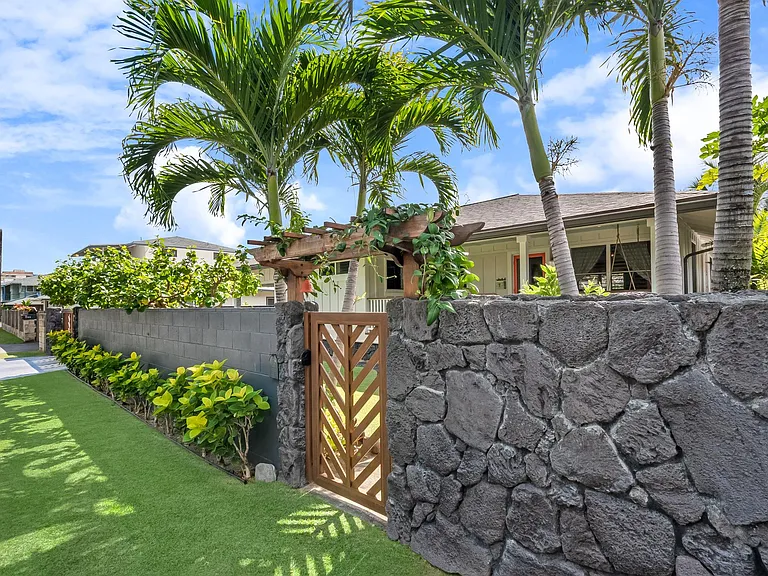 336A Keaniani St — Photo 2