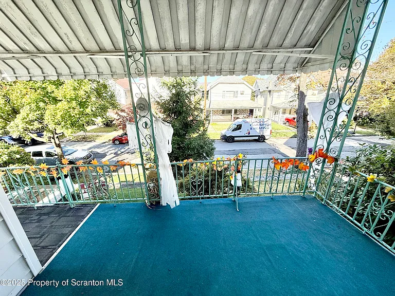 1012 N Webster Ave #1 — Photo 20