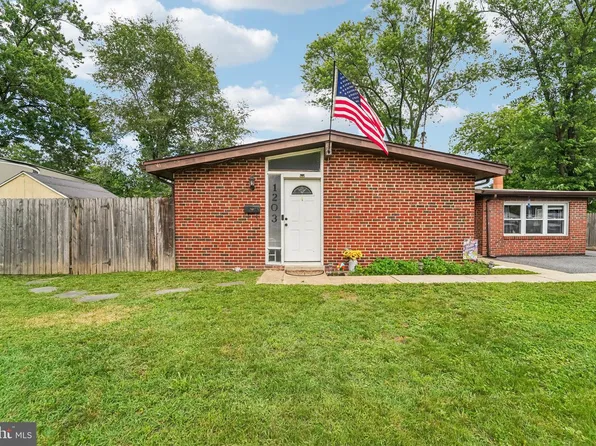 1203 Cathedral Dr, Glen Burnie, MD 21061