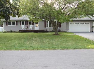 205 Oriole Dr, Horseheads, NY