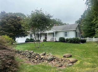 54 Ric Ct, North Branford, CT 06471